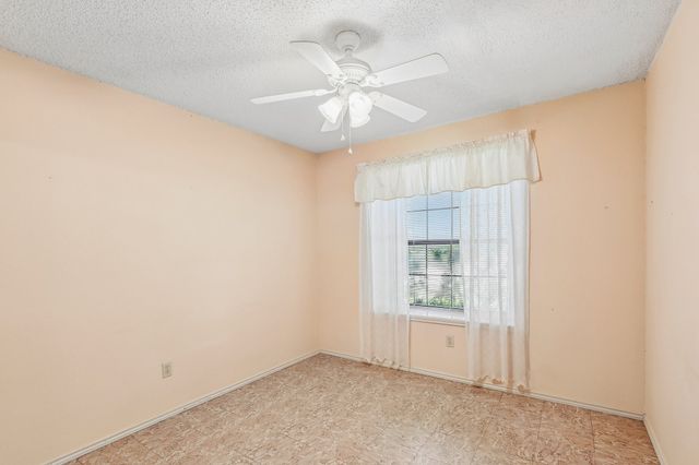113 E Bancroft Drive, Garland, TX 75040