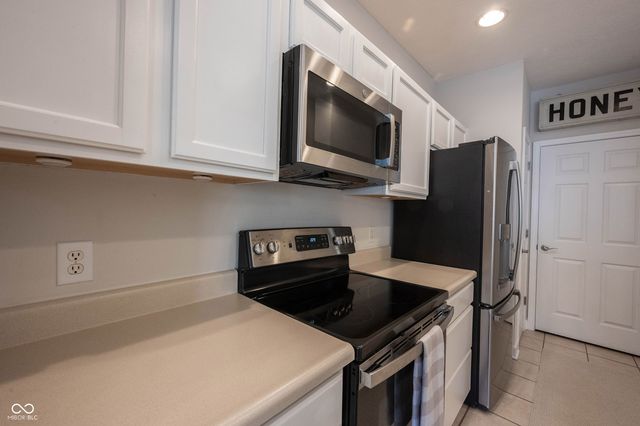 1112 Shadow Ridge Road, Indianapolis, IN 46280