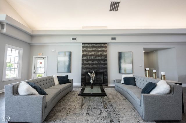 1112 Shadow Ridge Road, Indianapolis, IN 46280