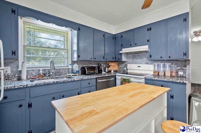 1719 Furman Dr, Florence, SC 29501