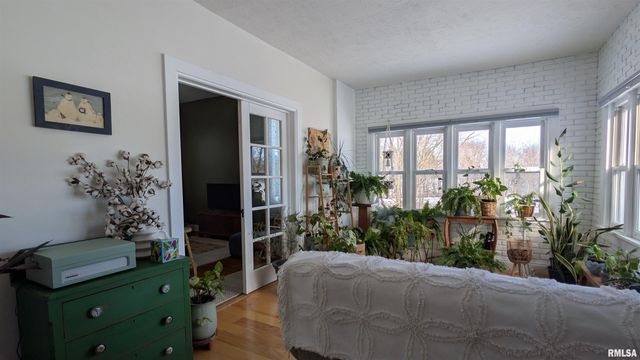 2632 HILLTOP Road, Springfield, IL 62712