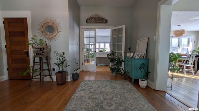 2632 HILLTOP Road, Springfield, IL 62712