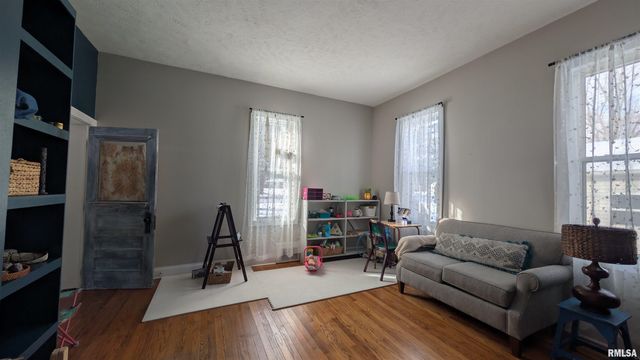 2632 HILLTOP Road, Springfield, IL 62712