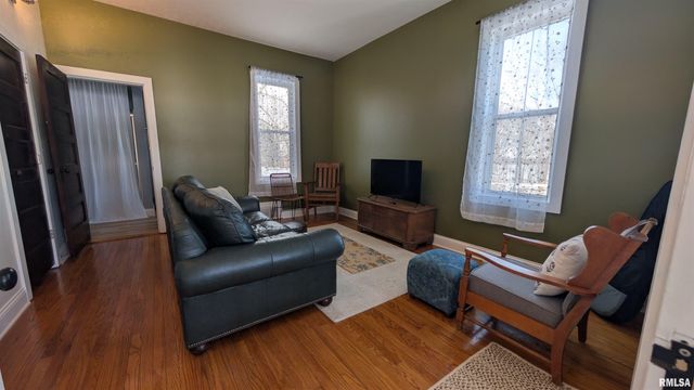 2632 HILLTOP Road, Springfield, IL 62712