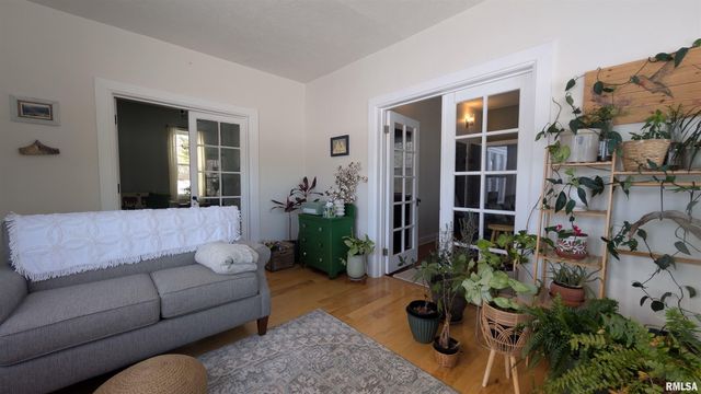 2632 HILLTOP Road, Springfield, IL 62712