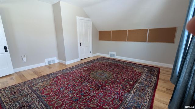 2632 HILLTOP Road, Springfield, IL 62712