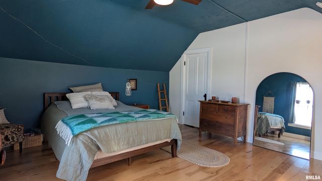 2632 HILLTOP Road, Springfield, IL 62712