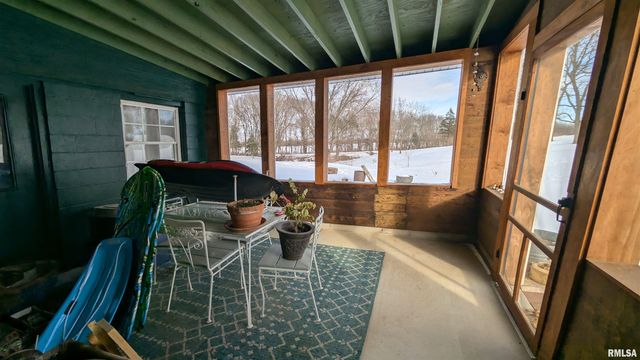 2632 HILLTOP Road, Springfield, IL 62712