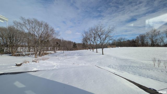 2632 HILLTOP Road, Springfield, IL 62712