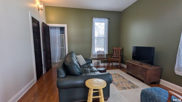 2632 HILLTOP Road, Springfield, IL 62712