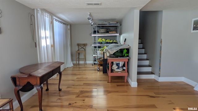 2632 HILLTOP Road, Springfield, IL 62712