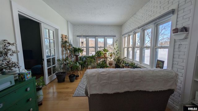 2632 HILLTOP Road, Springfield, IL 62712