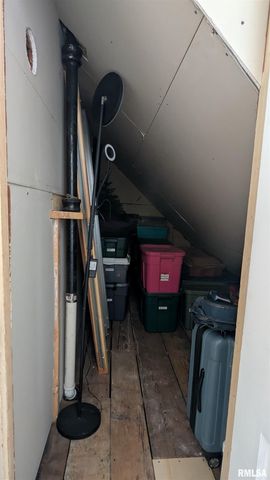 2632 HILLTOP Road, Springfield, IL 62712