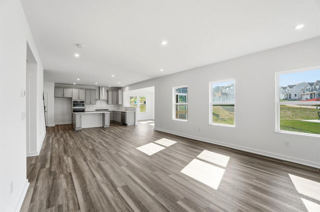 85 Chestnut Street, Springboro, OH 45066