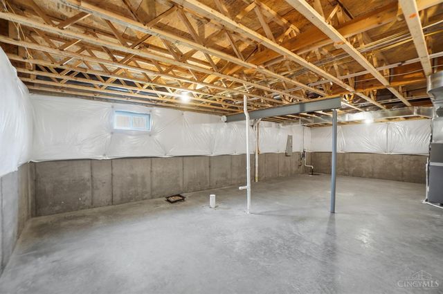 85 Chestnut Street, Springboro, OH 45066