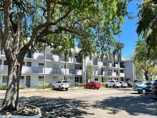 8305 NW 61st St 203, Tamarac, FL 33321