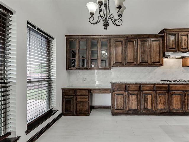 18501 El Greco Drive, Edmond, OK 73012