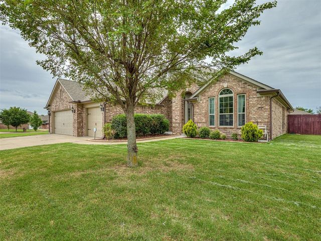 18501 El Greco Drive, Edmond, OK 73012