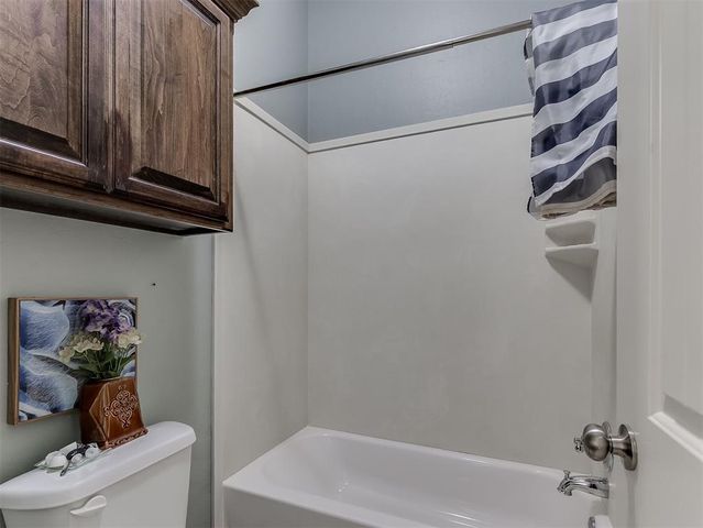 18501 El Greco Drive, Edmond, OK 73012