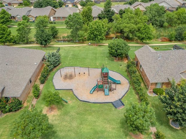 18501 El Greco Drive, Edmond, OK 73012