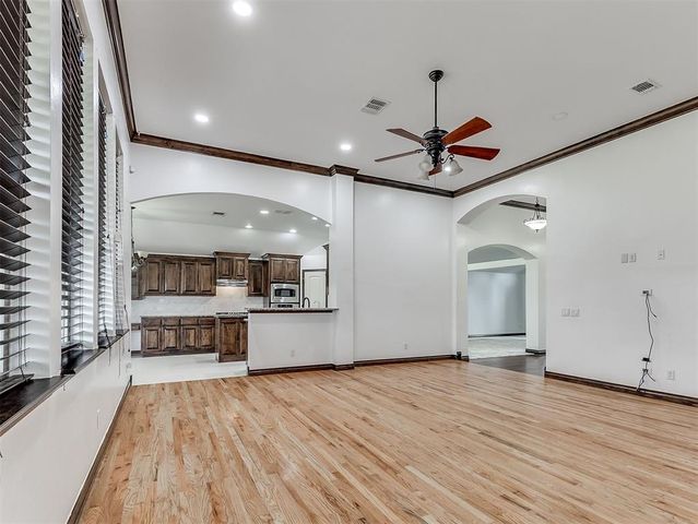 18501 El Greco Drive, Edmond, OK 73012