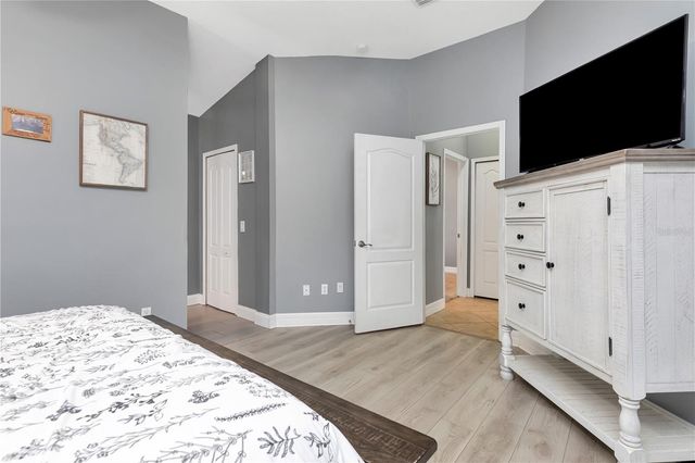 3043 BEAVER POND TRAIL, Valrico, FL 33596