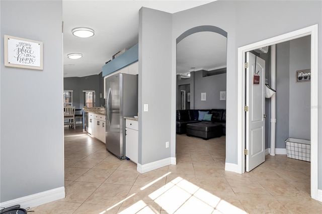 3043 BEAVER POND TRAIL, Valrico, FL 33596