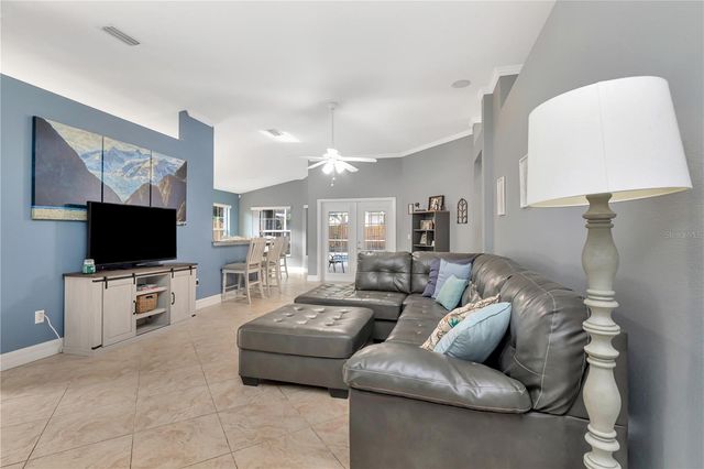 3043 BEAVER POND TRAIL, Valrico, FL 33596