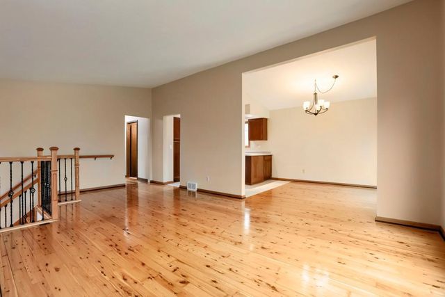 9308 Russell Avenue S, Bloomington, MN 55431