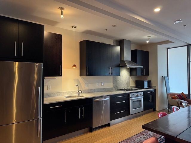 36 A Street 6D, Boston, MA 02127