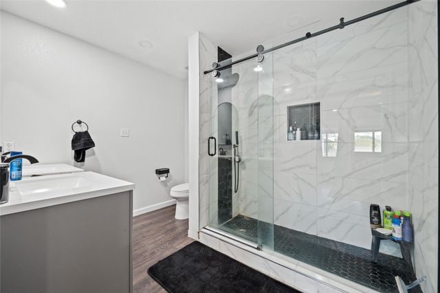 6002 Greenmont Drive, Houston, TX 77092