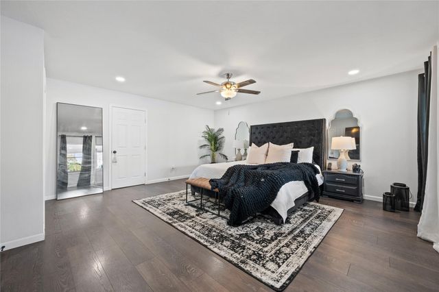 6002 Greenmont Drive, Houston, TX 77092