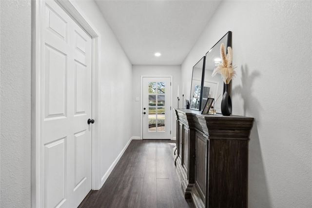 6002 Greenmont Drive, Houston, TX 77092