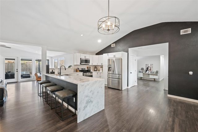 6002 Greenmont Drive, Houston, TX 77092