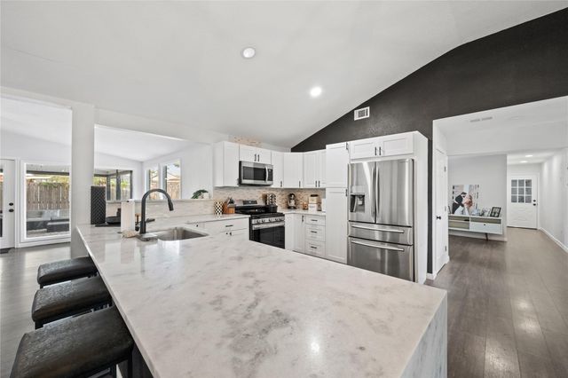 6002 Greenmont Drive, Houston, TX 77092