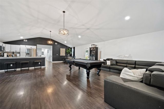 6002 Greenmont Drive, Houston, TX 77092