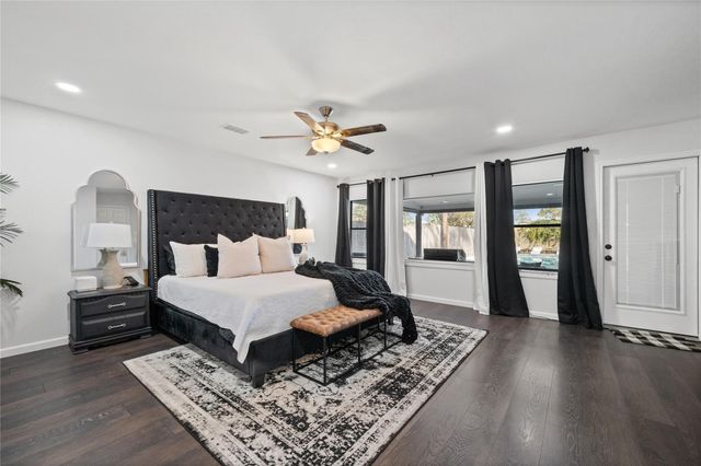 6002 Greenmont Drive, Houston, TX 77092