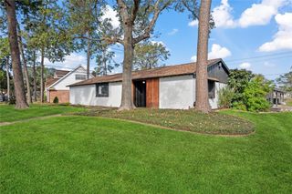 6002 Greenmont Drive, Houston, TX 77092