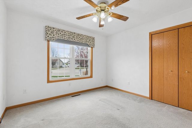 421 Lee Court, Dewitt, IA 52742