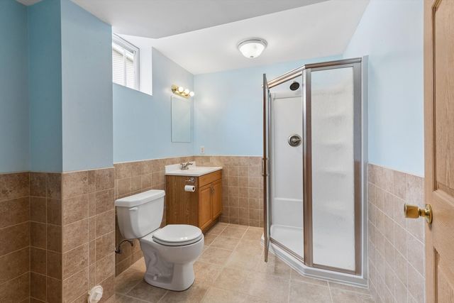 421 Lee Court, Dewitt, IA 52742