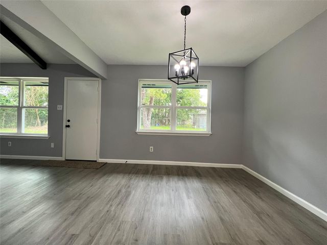 7110 Ensworth Drive, Houston, TX 77016