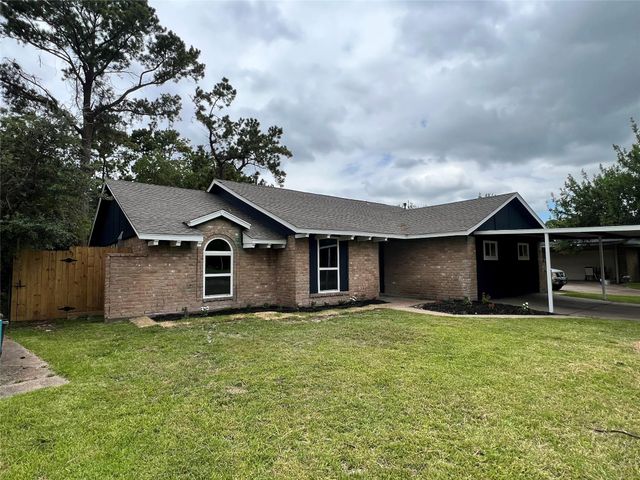 7110 Ensworth Drive, Houston, TX 77016
