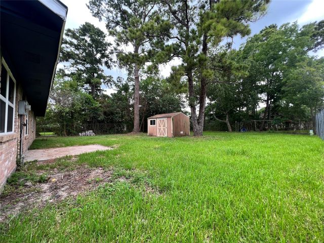 7110 Ensworth Drive, Houston, TX 77016