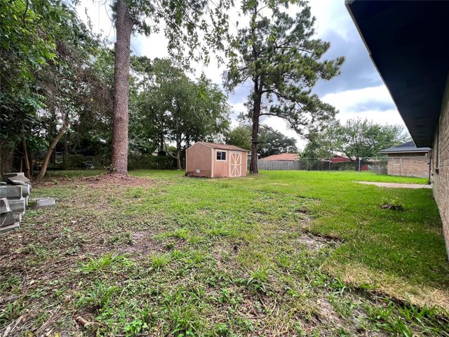 7110 Ensworth Drive, Houston, TX 77016