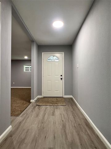 7110 Ensworth Drive, Houston, TX 77016