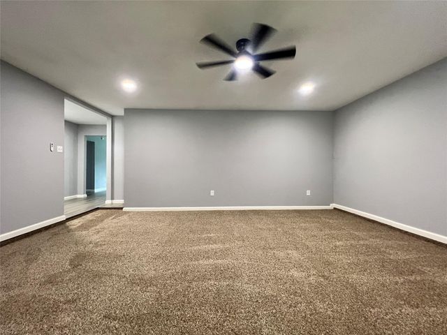 7110 Ensworth Drive, Houston, TX 77016