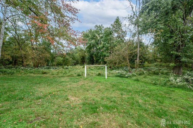125-127 Princeton Lane, North Plainfield, NJ 07063