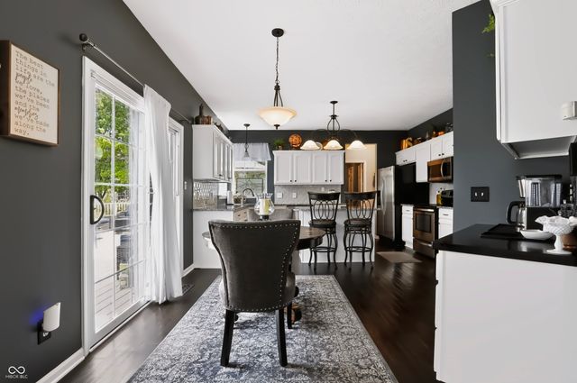 8315 Bent Oak Drive, Indianapolis, IN 46236