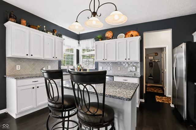 8315 Bent Oak Drive, Indianapolis, IN 46236