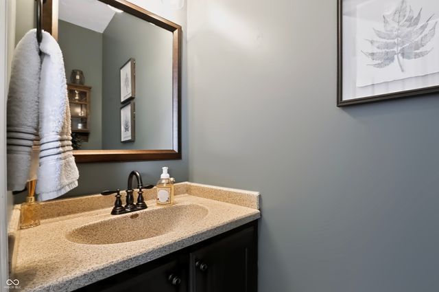 8315 Bent Oak Drive, Indianapolis, IN 46236
